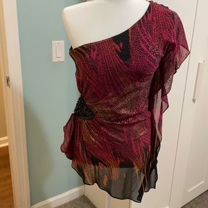 One shoulder Bebe shirt